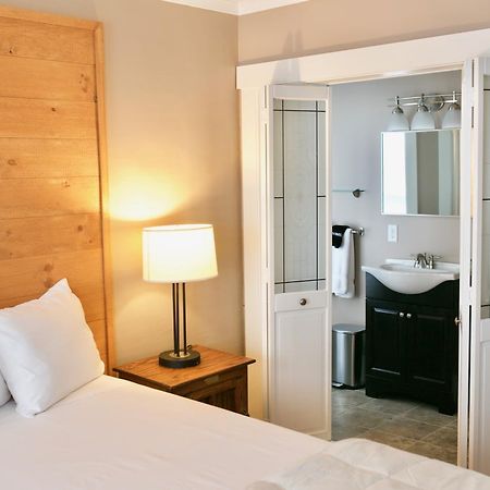 Inn At Kampfires Dummerston Center Экстерьер фото